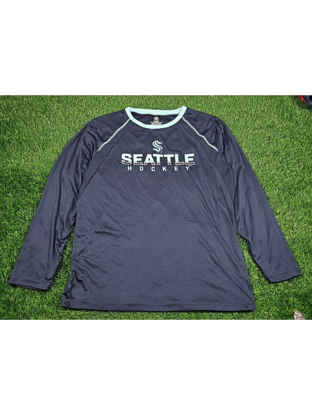 Seattle Kraken Hockey Navy Long Sleeve Performance Shirt Size XL